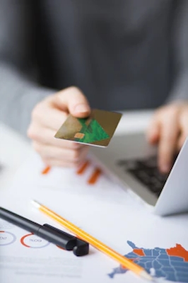 Бързи кредити онлайн с месечни вноски предимства 1
